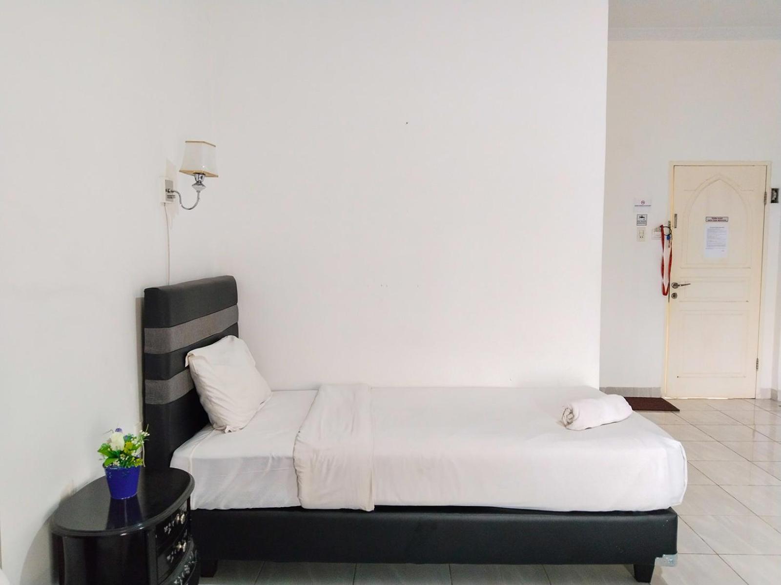 Grand Shaqilla Syariah Otel Deli Tua Dış mekan fotoğraf