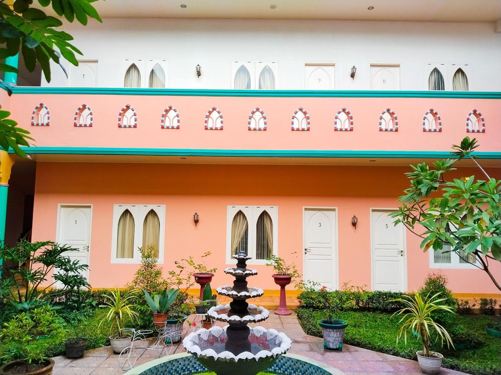 Grand Shaqilla Syariah Otel Deli Tua Dış mekan fotoğraf