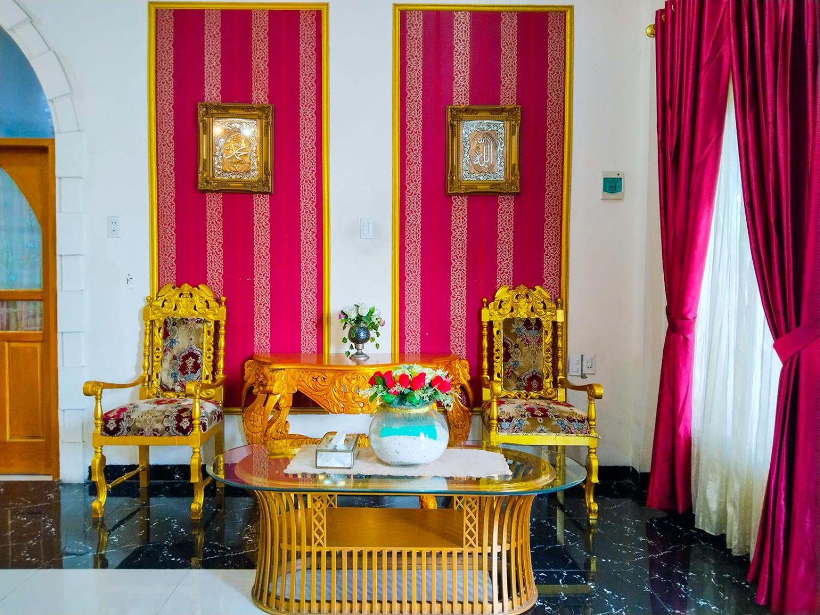 Grand Shaqilla Syariah Otel Deli Tua Dış mekan fotoğraf
